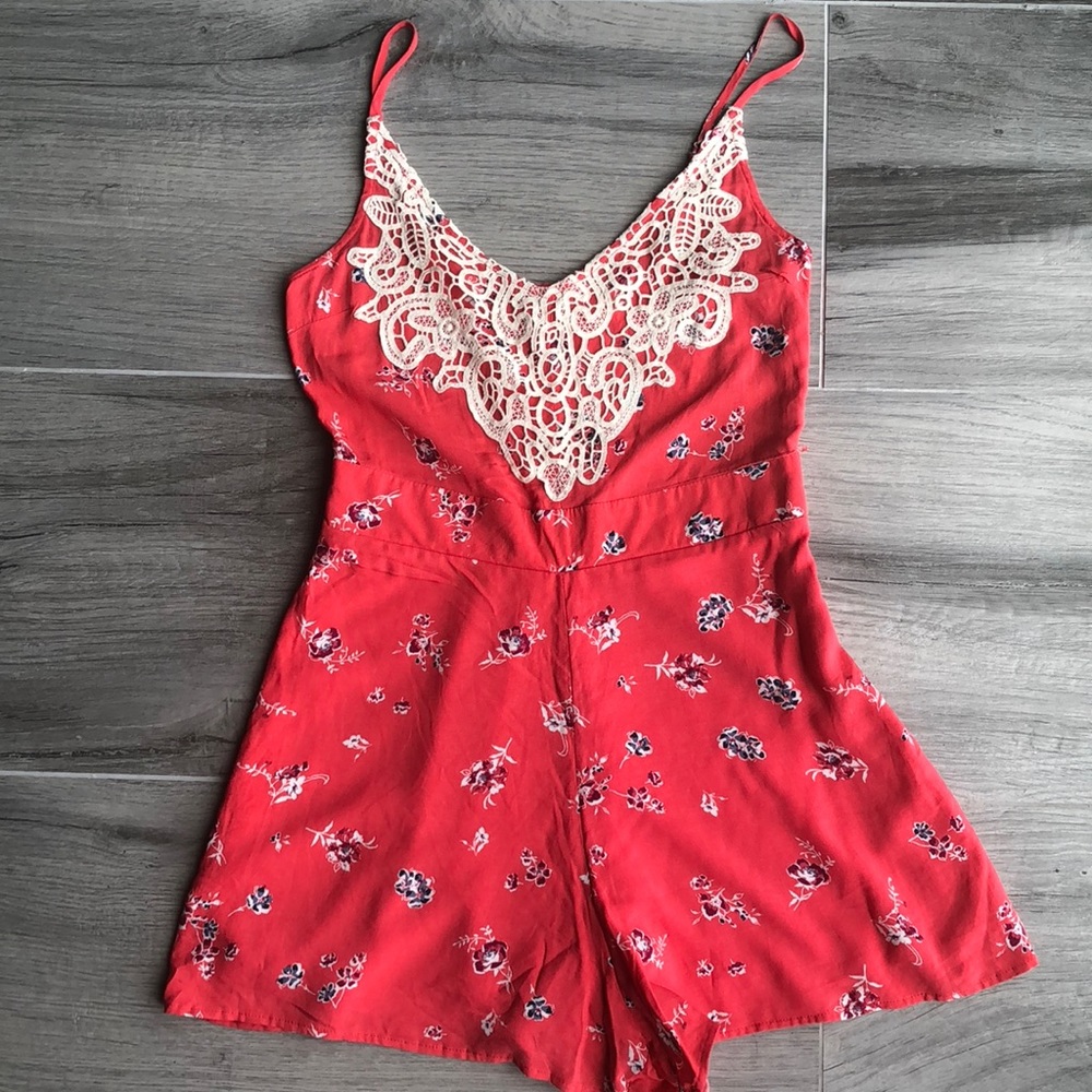 Xhilaration Bright Floral lace Romper🍎SALE 🍎